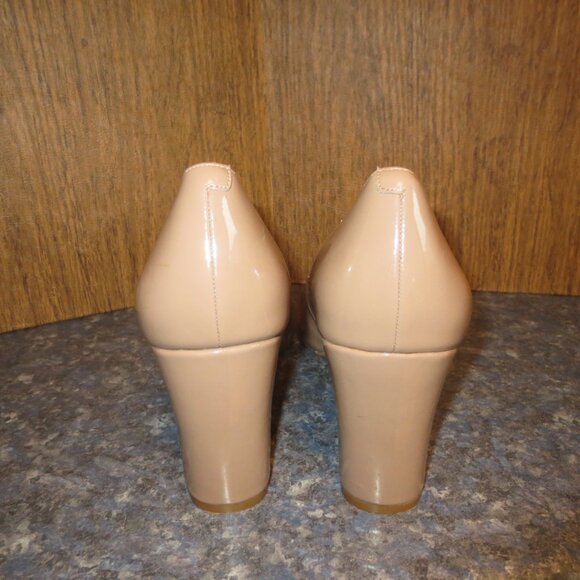 New Old Stock Nine West Jessa Wedge Pumps - Size 8.5M. - Picture 9 of 15